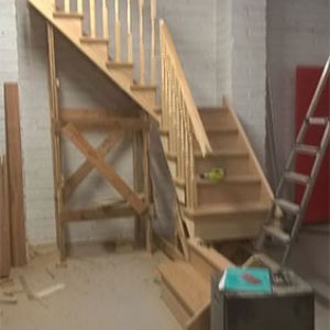 Photo 045 - Staircase (Mid Build)