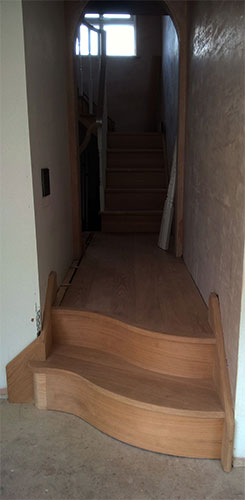 Photo 027 - Staircase