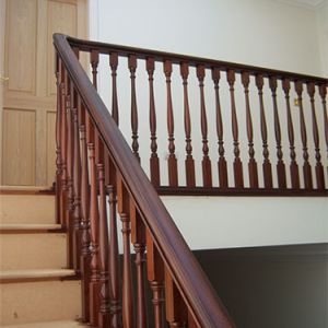 Photo 019 - Handrail