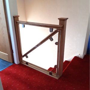 Photo 115 - Oak and Glass Staircase (Top, Side)